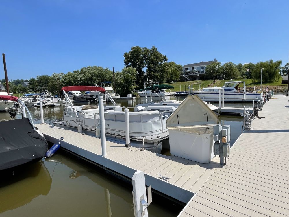 Wet Slip for 8500 in Goshen, Kentucky Boat Slips