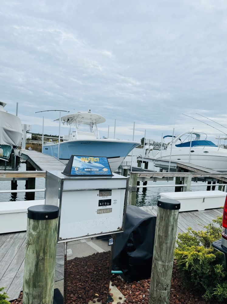 Dry Slip for 165000 in Beaufort, North Carolina Boat Slips