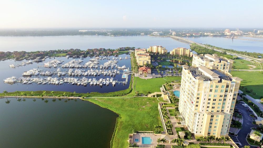 Wet Slip for 165000 in Palmetto, Florida Boat Slips