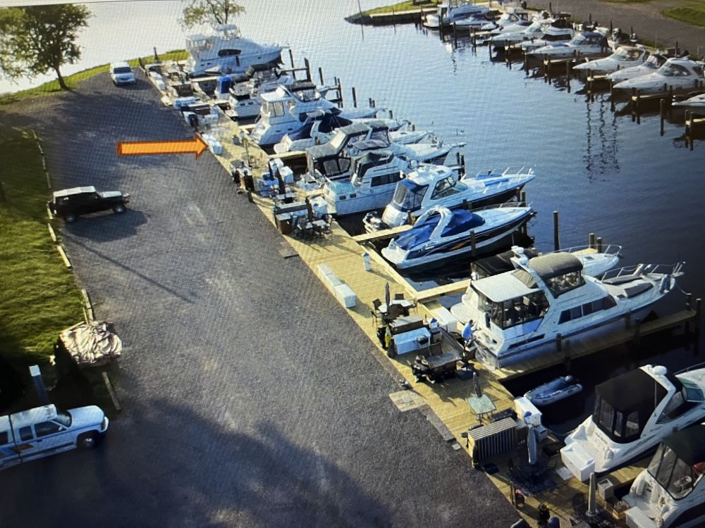Dock Space in , 